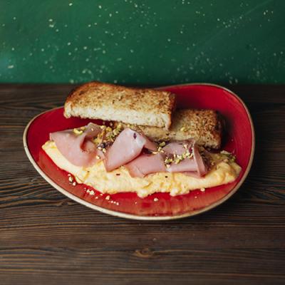 OMELETTE WITH MORTADELLA